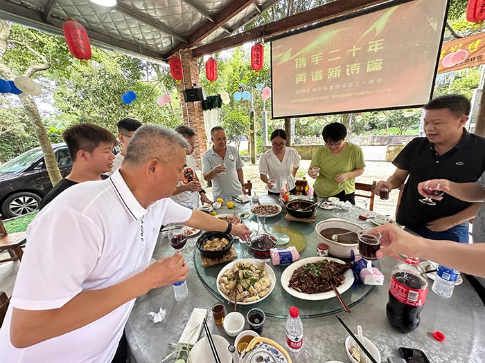 同心逐梦，温暖同行 —— 尊时凯龙人生就博集团20周年庆团建精彩回顾！
